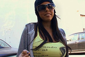 律师建议珠峰救人者起诉女子