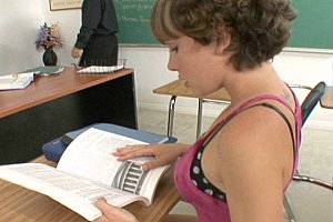 japanesesex bute teen girl